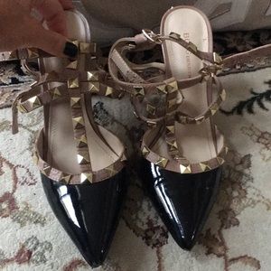 BCBG heels